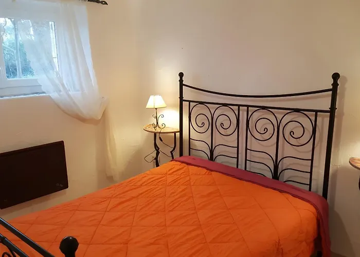 Du Vignal Апартаменты